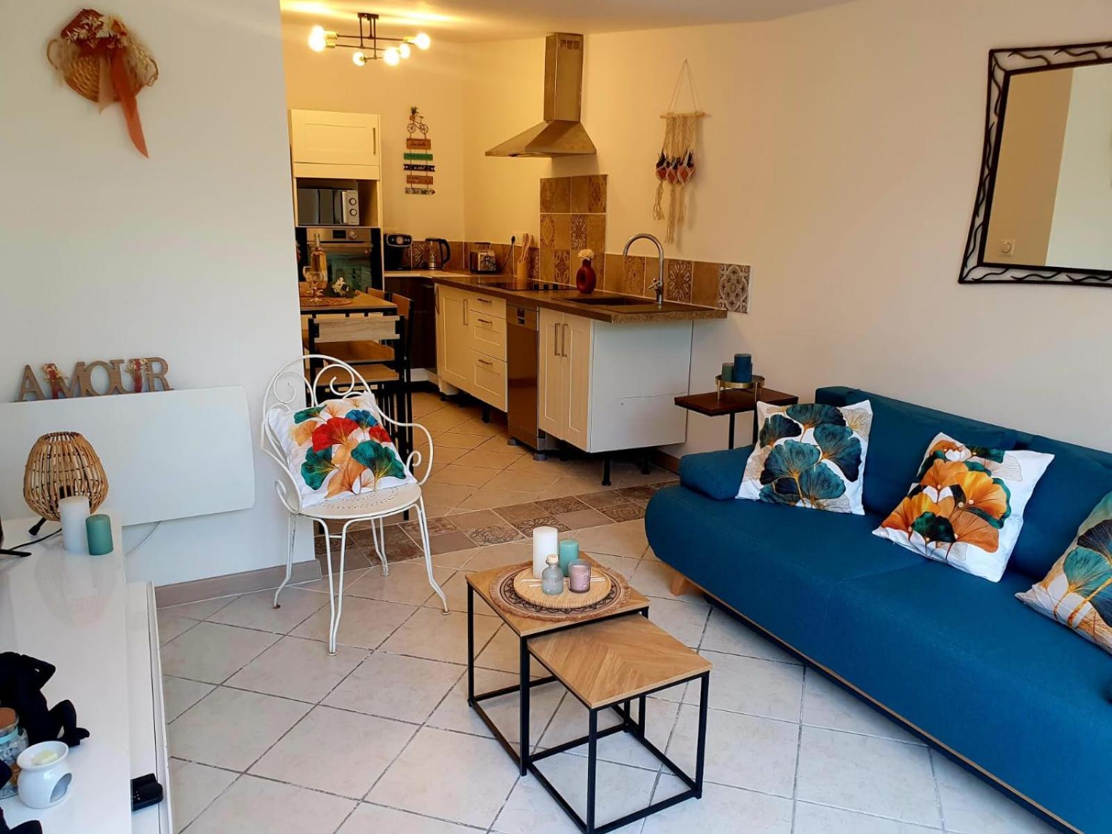 Location De Vacances T2 Non Loin D'Aix Et Marseille Pourrieres Экстерьер фото